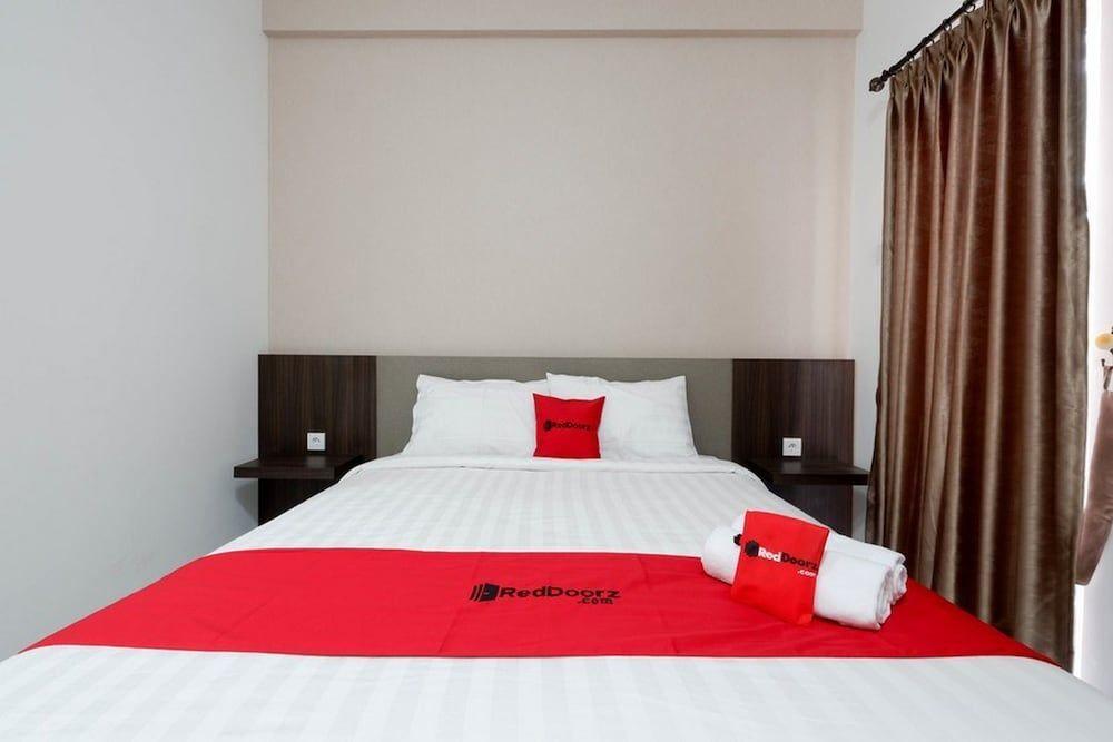 RedDoorz Apartment near Exit Toll Colomadu — фото 4