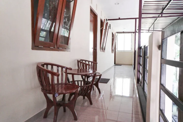 Маланг: RedDoorz Syariah near Exit Tol Madyopuro
