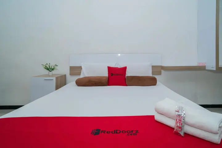 Маланг: RedDoorz Syariah near Transmart MX Malang