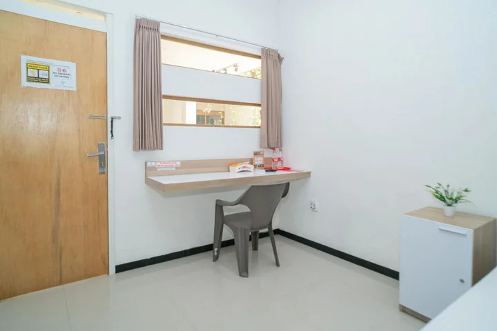 Маланг: RedDoorz Syariah near Transmart MX Malang