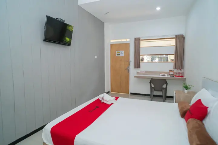 Маланг: RedDoorz Syariah near Transmart MX Malang