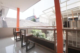Маланг: RedDoorz Syariah near Transmart MX Malang