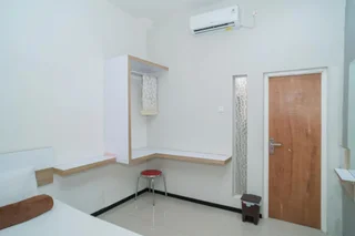 Маланг: RedDoorz Syariah near Transmart MX Malang