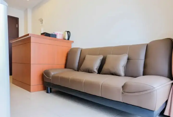 Clean 1BR Saveria Apartment — фото 4