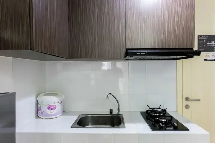 Legok: Minimalist 2BR Apartment at M-Town Residence