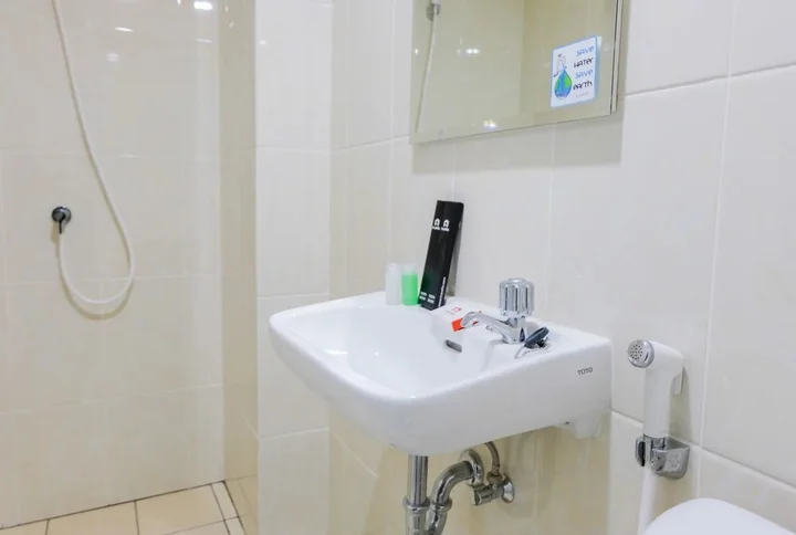 Legok: Studio Room at M-Town Residence near Summarecon Mall Serpong