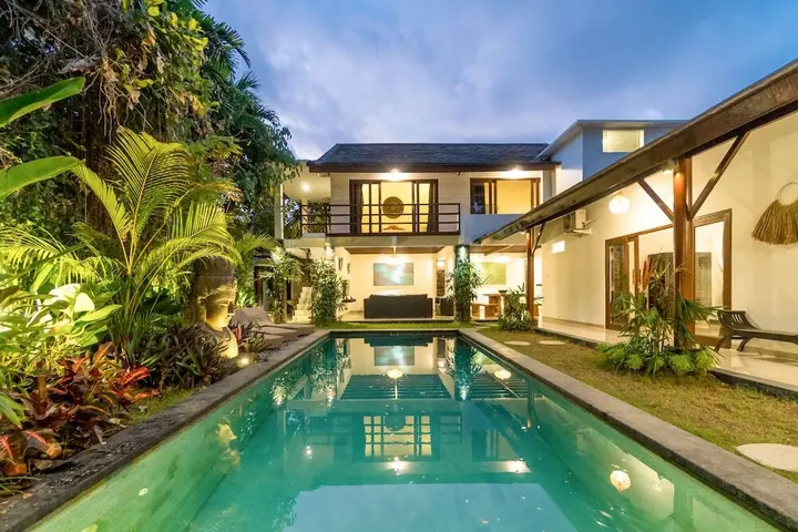 Табанан: Private 7 Bedroom near Seminyak