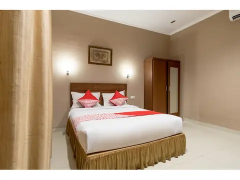 Медан: Oyo 1244 Wisma Syariah Aceh House