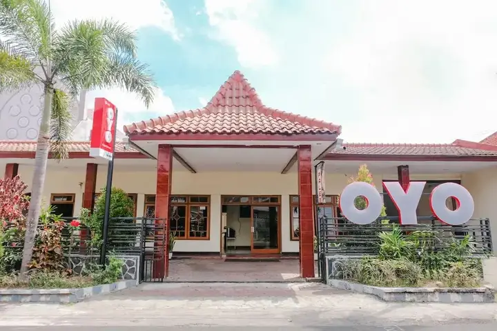 OYO LIfe 1036 Hotel Palem 1 Syariah — фото 1