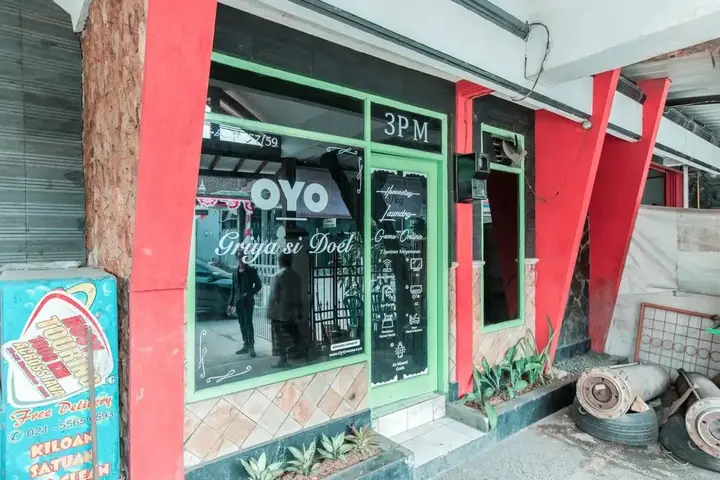 Тангеранг: Oyo 1319 Griya Si Doel