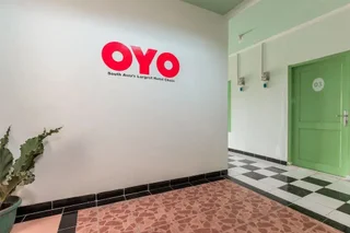 Тангеранг: Oyo 1319 Griya Si Doel