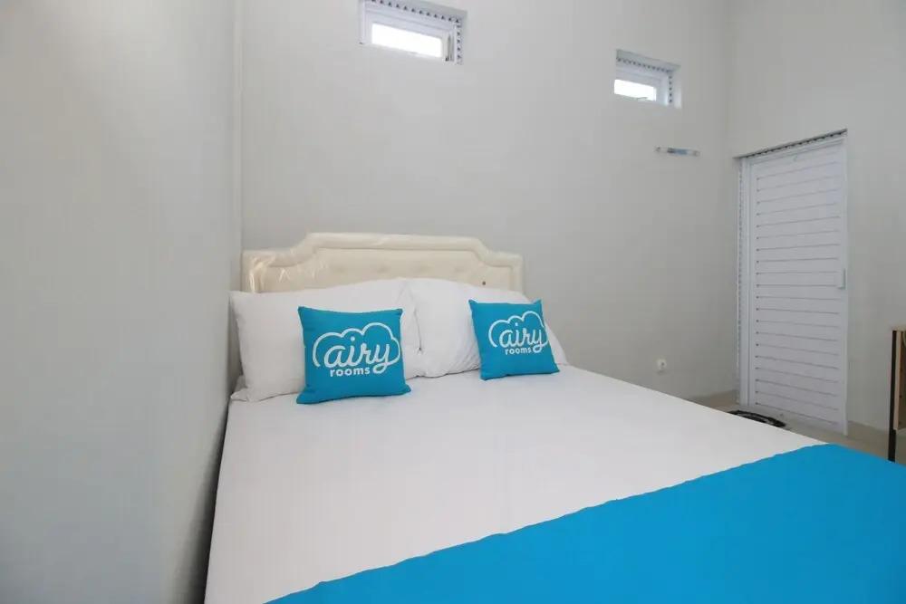 Депок: Airy Eco Syariah Maguwoharjo Taqwa 99 Yogyakarta