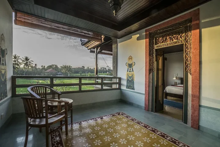 Тегаллаланг: Villa Tanah Carik