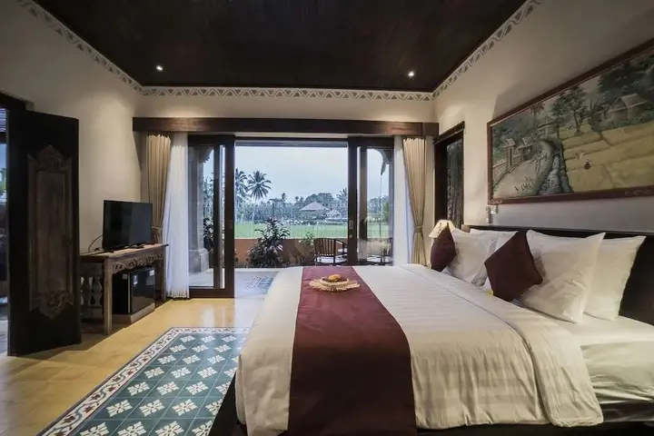 Тегаллаланг: Villa Tanah Carik