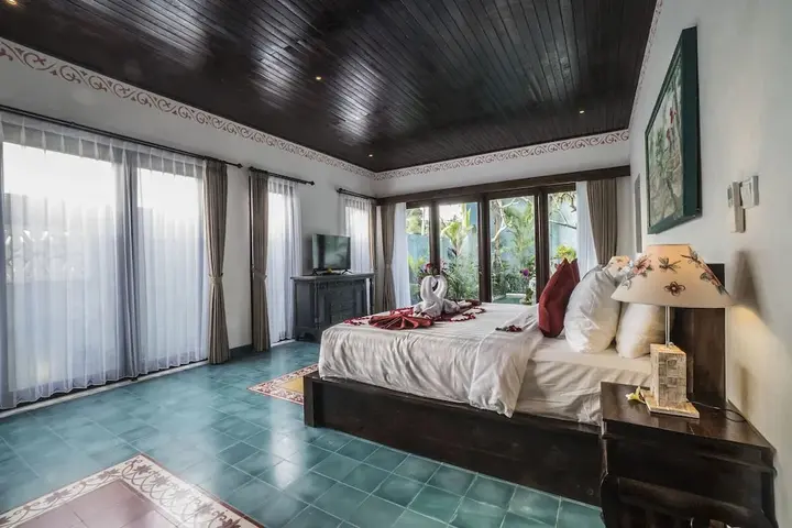 Тегаллаланг: Villa Tanah Carik