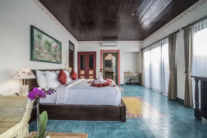 Тегаллаланг: Villa Tanah Carik