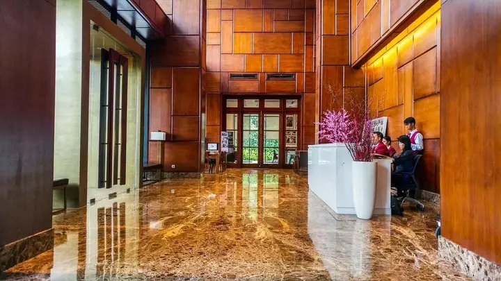 Spacious Elegant 2BR Veranda Residence @ Puri Apartment — фото 1