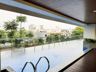 Legok: Beverly 90210 Studio Apartment at Serpong