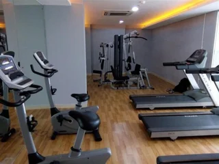 Джакарта: Contemporary 2BR at Bassura City Apartment