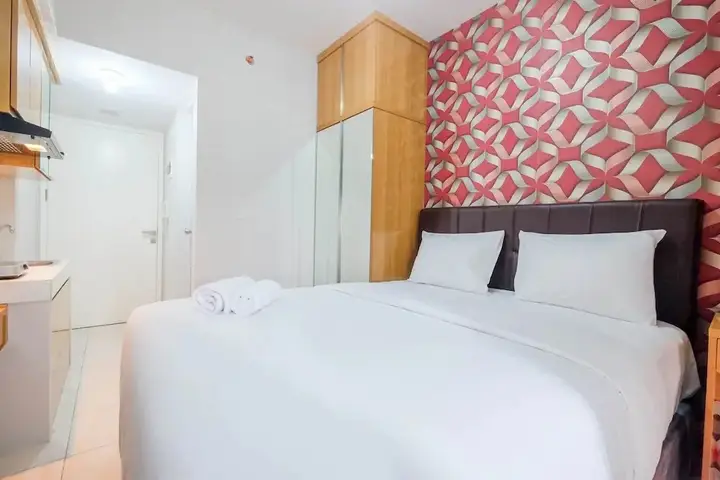 Elegant Studio Room The Springlake Summarecon Apartment — фото 2