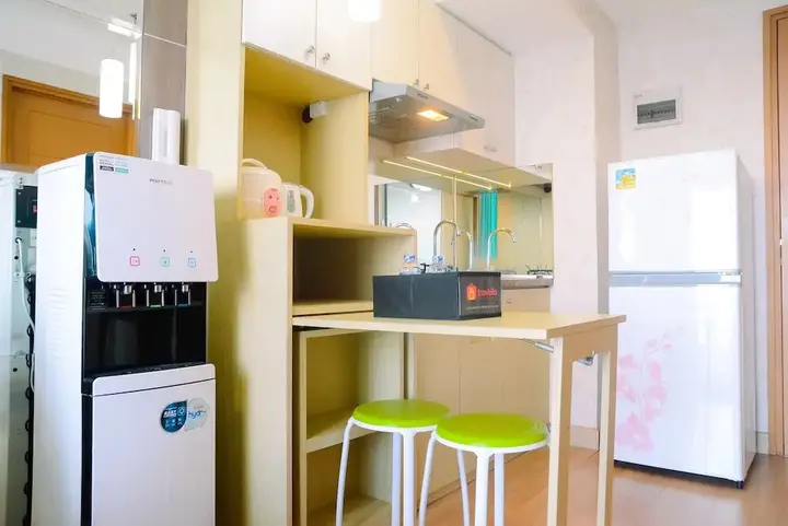 Депок: Full Parquette 2BR @ Cinere Bellevue Apartment