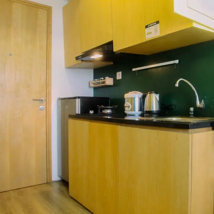 Депок: Compact And Artsy Studio Cinere Bellevue Apartment
