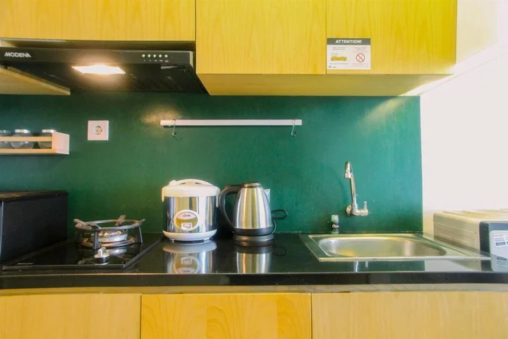 Депок: Compact And Artsy Studio Cinere Bellevue Apartment