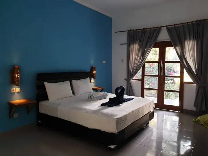 Мойо: Moyo Island Beach Resort
