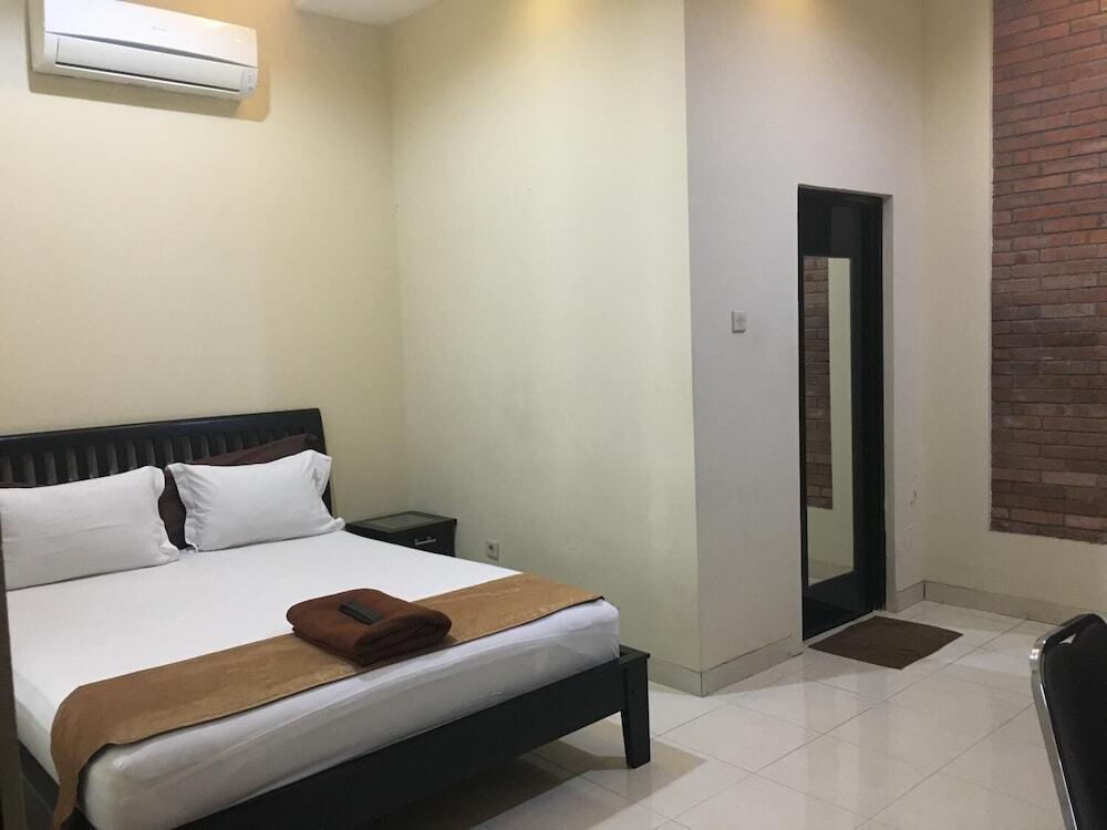 Депок: Agrapana Guesthouse 1