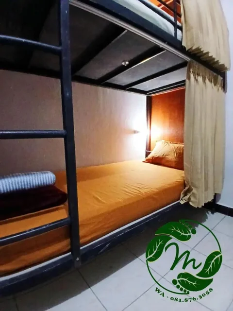 Проболинго: Moshi-Moshi - Hostel