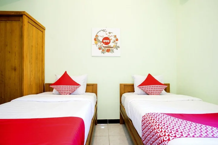 Батуретно: OYO 1419 Rhona Guest House Syariah