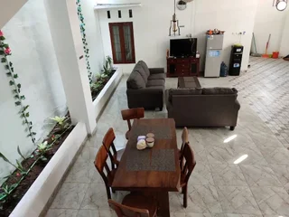 Суракарта: ZG Homestay Solo
