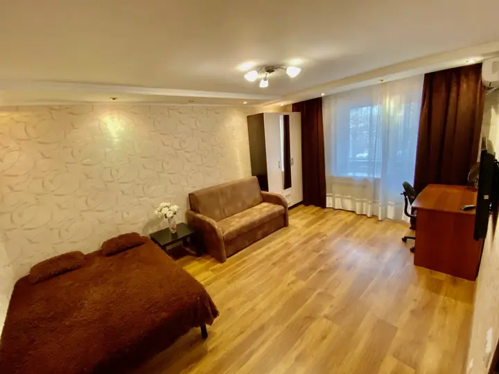 Саратов: Апартаменты Saratov Lights на Зарубина143