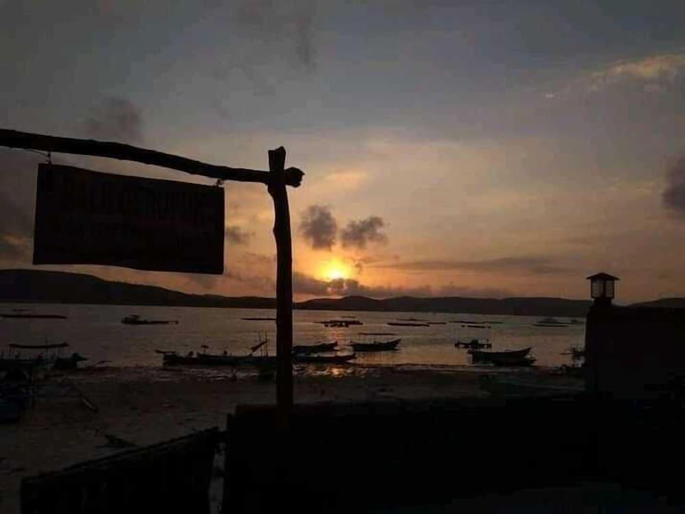 Jerowaru: Bale Gerupuk