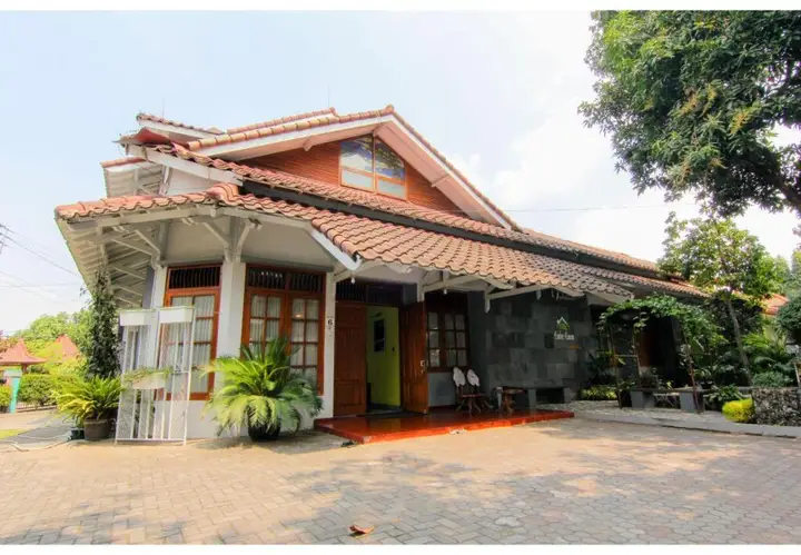 Embe Enem Homestay — фото 1