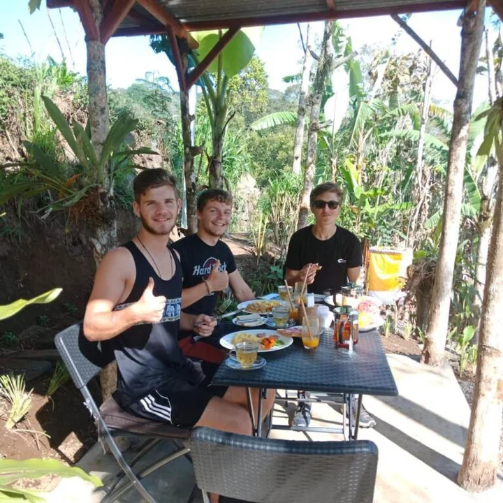 Батурити: ECOcamp Bedugul