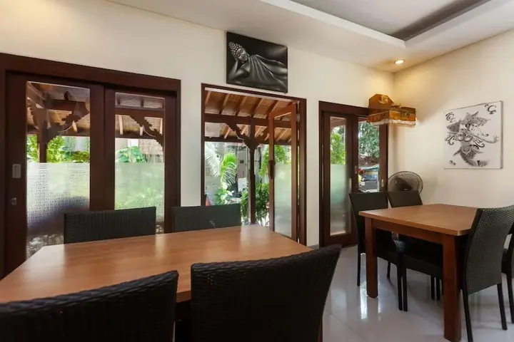 Санур: Anindya Sanur