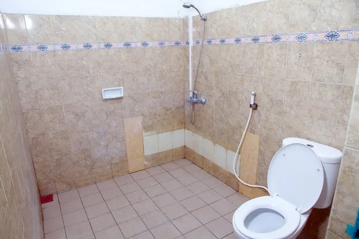 Палу: OYO 1325 Grand Wisata Hotel