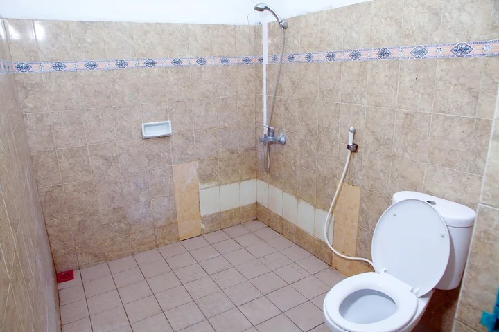 Палу: OYO 1325 Grand Wisata Hotel
