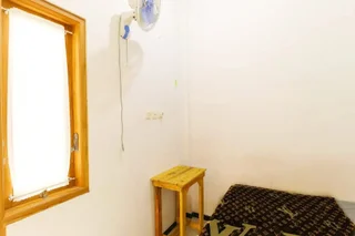Маланг: New Guesthouse Tatasurya Syariah