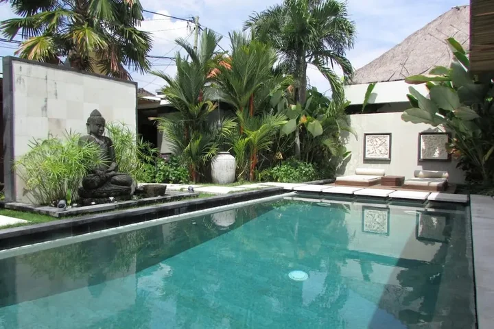 Кута: Private Villa in Seminyak 1142