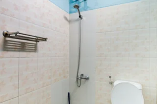 Депок: RedDoorz @ Nologaten Ambarukmo