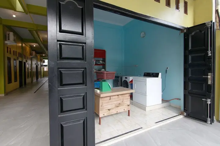 Медан: OYO 1235 Tona Residence