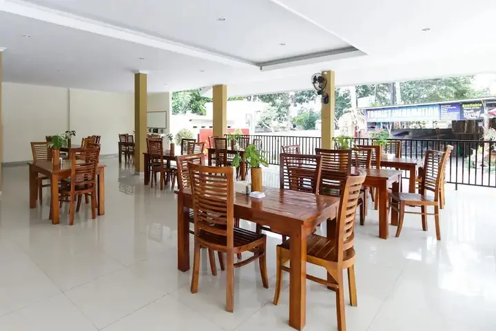 Сенджиги: Airy Batu Layar Raya Senggigi KM 10 Lombok