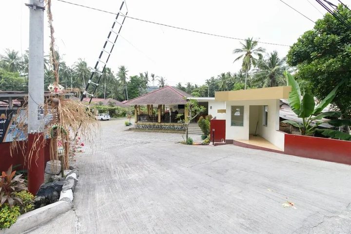 Сенджиги: Airy Batu Layar Raya Senggigi KM 10 Lombok