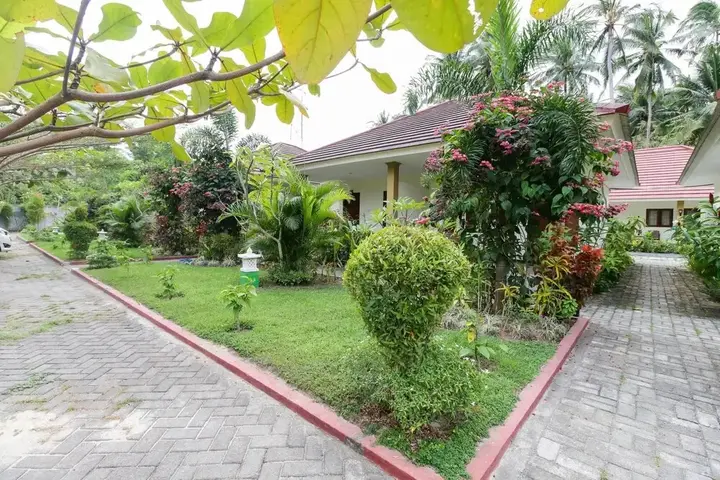 Сенджиги: Airy Batu Layar Raya Senggigi KM 10 Lombok