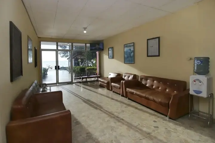 Озеро Тоба: Airy Tpr Sinaga 1 Parapat