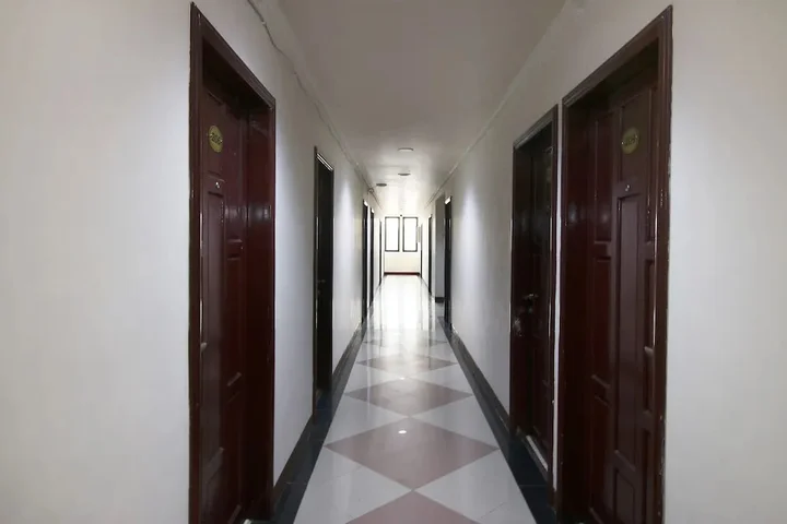 Понтианак: Airy Pontianak Selatan Setia Budi 93