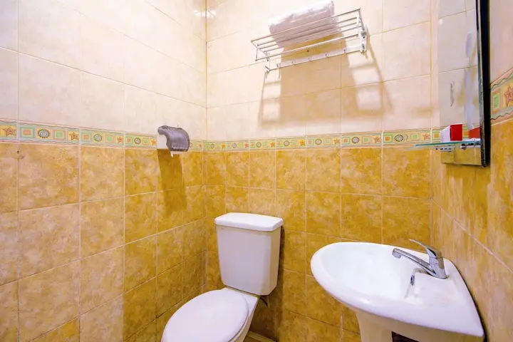 Депок: OYO 1770 Hotel Mawar Saron 2