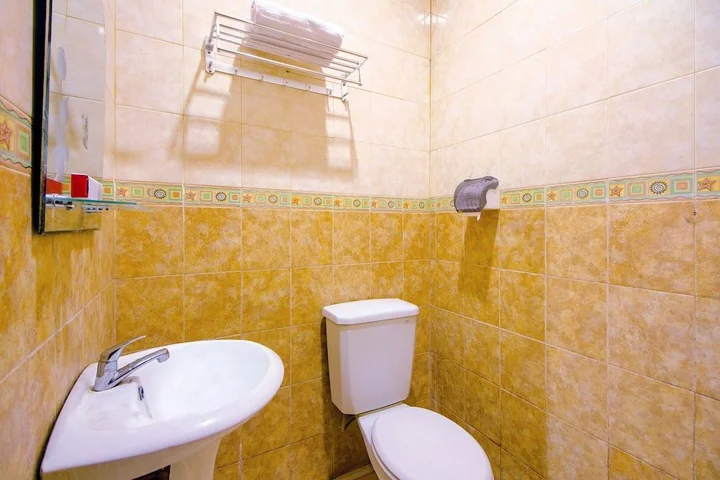 Депок: OYO 1770 Hotel Mawar Saron 2